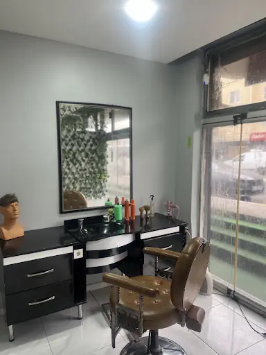 Ömer San Pendik Protez Saç ve Bakım Merkezi 4