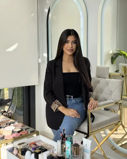 AYÇİN MAKE UP STUDİO 2