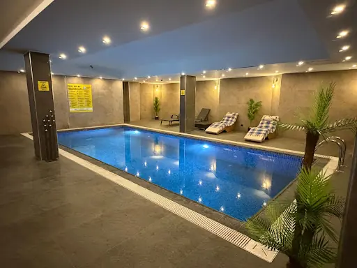 First Spa Massage & Turkishbath 2