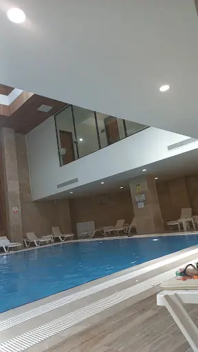 Belediye Hamamı Yüzme Havuzu Fitnes 3
