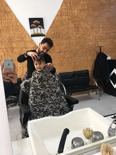 Son Moda Erkek Kuaförü 4