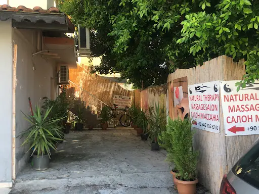 Natural Massage Salon 2