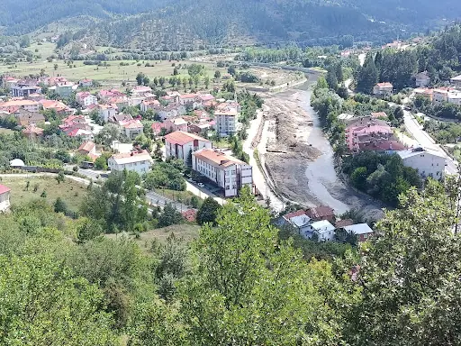 Azdavay