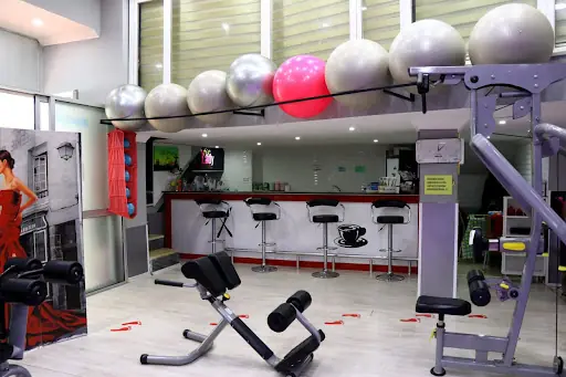 Rize Fit Lady Kadınlara Özel Spor Salonu 4