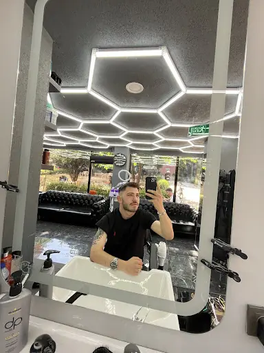 ENES GÜNER HAIR ARTIST 2
