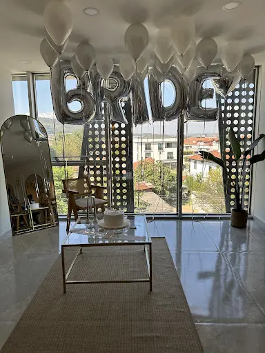 Burcu İlkis Beauty Studio 3