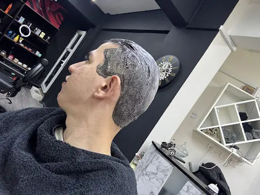 ÖMER KAYA BARBER SHOP 4