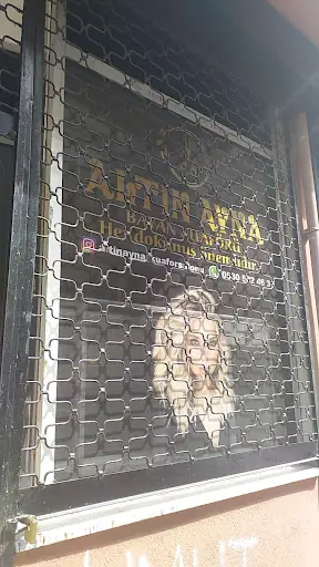 Altın Ayna Bayan Kuaför