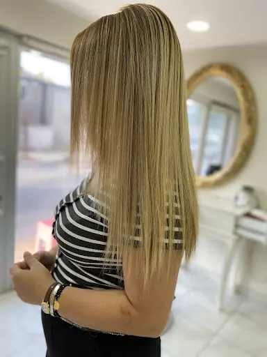 Salon liva 2