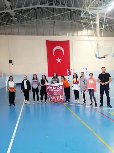 Kapalı Spor Salonu 3
