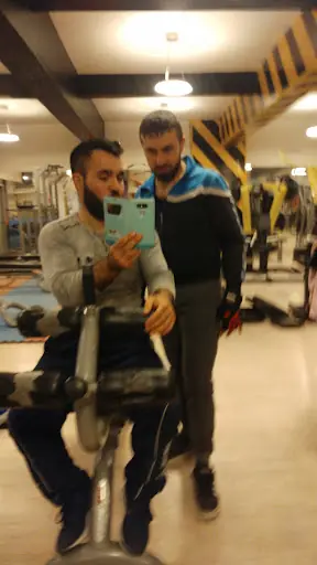 Henlife Fitness Center 4