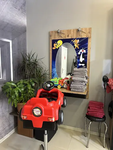 SALON ÖZGÜR'CE 3