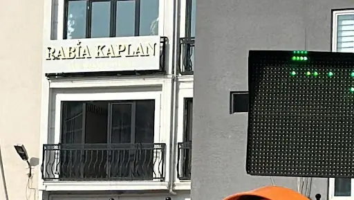 RABİA KAPLAN KUAFÖR HAİR & MAKEUP STUDIO 2