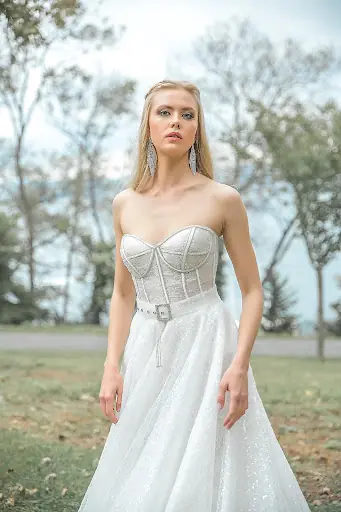 Esfira Kuaför Ve Güzellik Merkezi 4