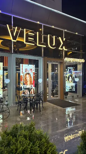 VELUX KUAFÖR&GÜZELLİK&MAKYAJ 2