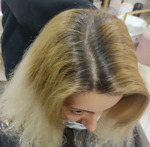 Ferhan Kaçar Güzellik Merkezi – Tırnak / Nail Studio, İstanbul