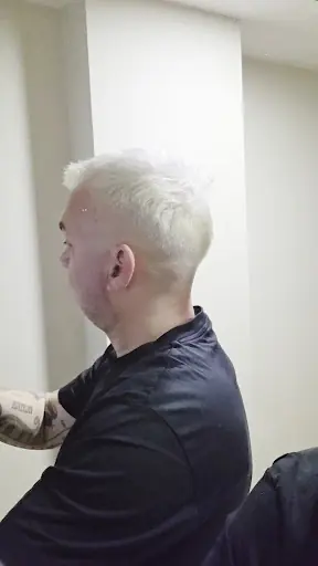 The Touch Hair Studio 3