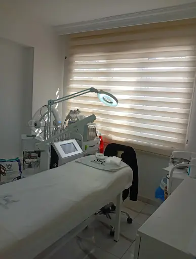 Aydın Suit Güzellik Merkezi 3