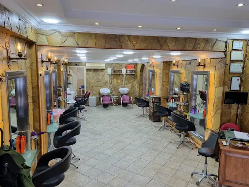 Yücel Coiffeur