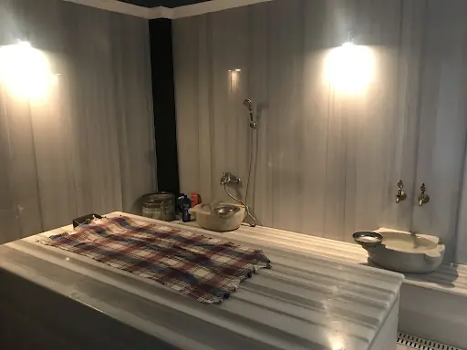 Laris Spa 2