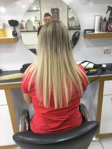 SALON 42 Bayan Kuaförü 4