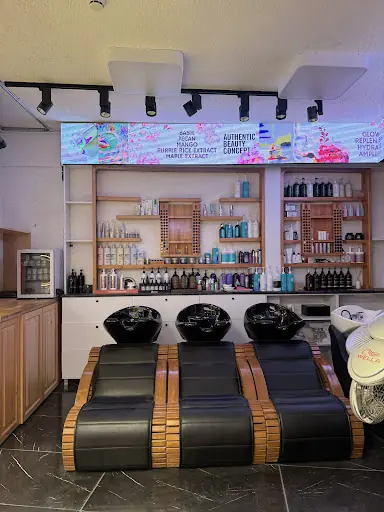 Galata No5 Beauty, Hairdresser & Cosmetic Store – Gelin Kuaförü, Beyoğlu, İstanbul