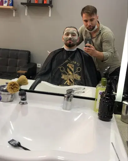 SALON RÜZGAR ERKEK KUAFÖRÜ 4