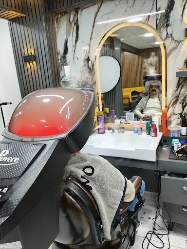 GENTLEMANS BARBER SHOP