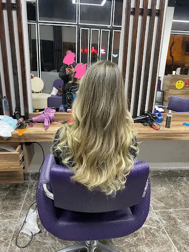 Dursun Ayşe Hair Makeup Studio