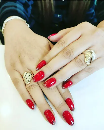 Kuaför Şükrü – Tırnak / Nail Studio, İstanbul