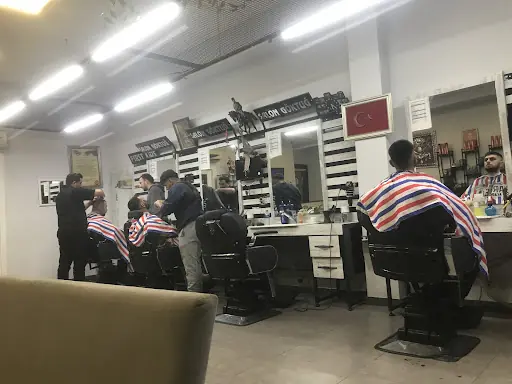 Göktuğ Erkek Kuaförü 4