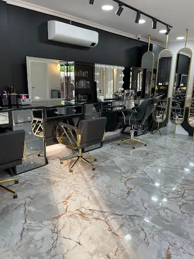 Aysun.talo.hairmakeupstudio 3