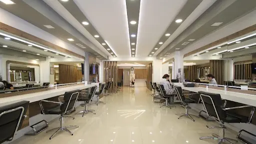 ŞAHİN BIYIKLIOĞLU – Tırnak / Nail Studio, Beykoz, İstanbul