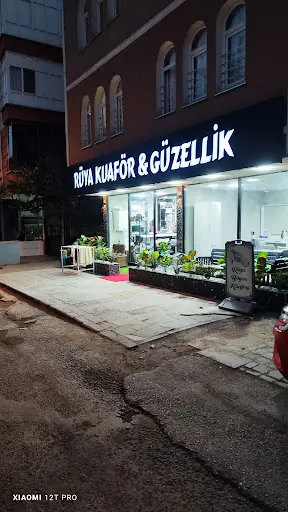 RÜYA BAYAN KUAFÖRÜ ZEYNEP BULUT KALICI MAKYAJ