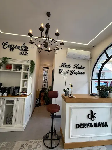 Derya Kaya Hair & Makeup Studio 4