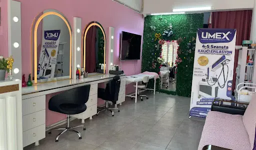 ZÜMRA KUAFÖR VE GÜZELLİK SALONU