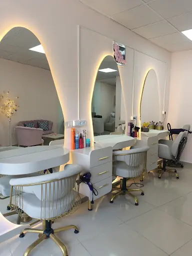 Yeliz Cengizman Beauty Studio 2