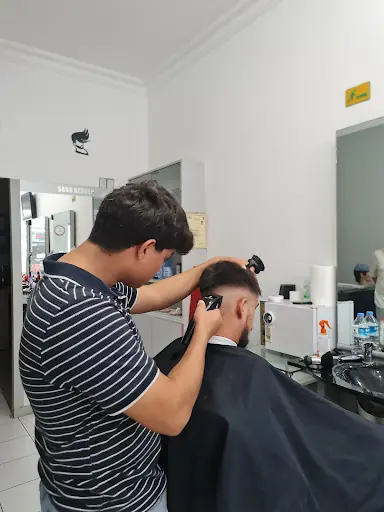 SadoBerber Erkek Kuaförü & Hairdresser 4