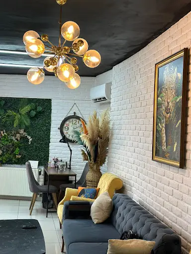 YASEMİN ADEM SAÇ TASARIM