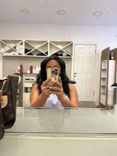 Salon Ms