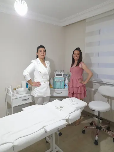 Auroralife Beauty Center