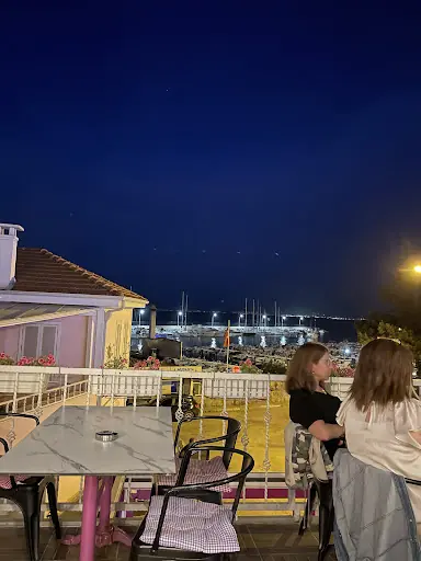 GAGA marina 3