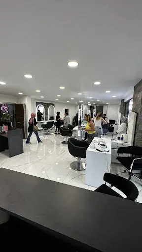 Tebessüm Kuaför & Güzellik Salonu 4