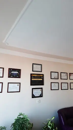 Aslı Öz Güzellik Merkezi 3