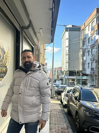 Abramo Bayan Kuaförü