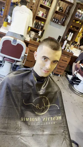 Hüseyin Özdemir Barbers Club