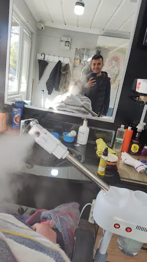 Esen erkek kuaförü 4