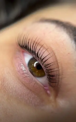 Ceren Dereli Beauty & Nail Studio 3