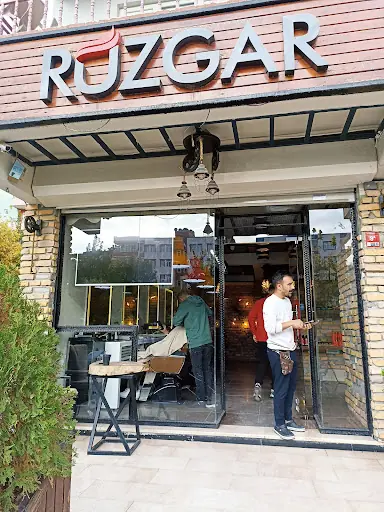 Rüzgar Kuaför