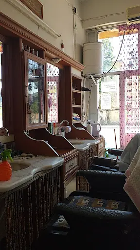 Çağdaş Berber Salonu 2